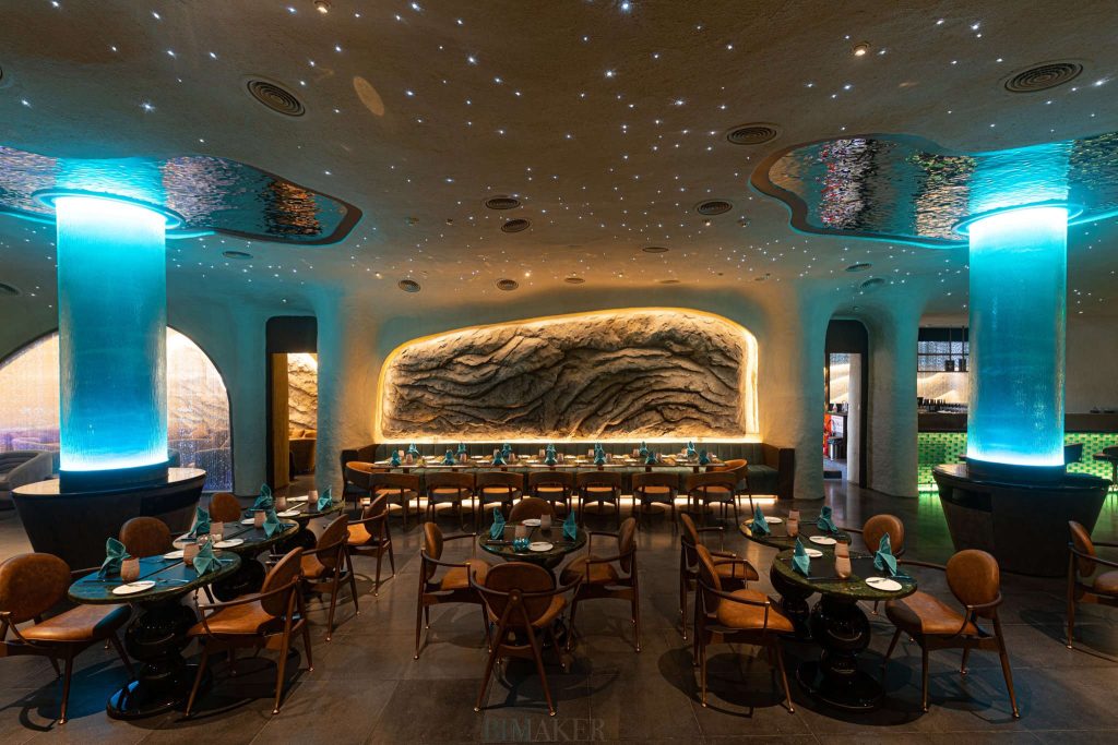 Restaurant Waterfall